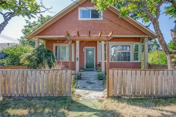 415 Machleary St, Nanaimo BC V9R 2H1 - 7 bed, 4.0 bath in Nanaimo