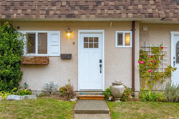 7675 East Saanich Rd # 9, Central Saanich BC V8M 1L9 - 3 bed, 2.0 bath in Central Saanich