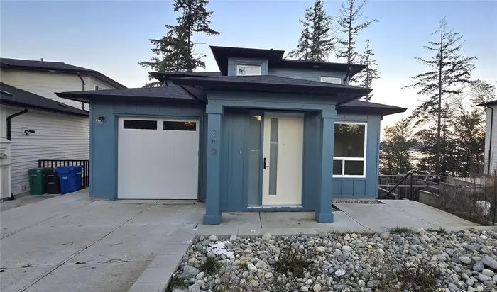 909 Harbour View St, Nanaimo BC V9R 4V4 - 5 bed, 5.0 bath in Nanaimo