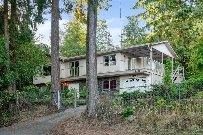 4425 Gulfview Dr, Nanaimo BC V9T 5V7 - 4 bed, 3.0 bath in Nanaimo