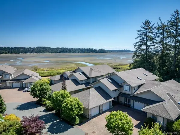 199 31st St # 22, Courtenay BC V9N 3Y2