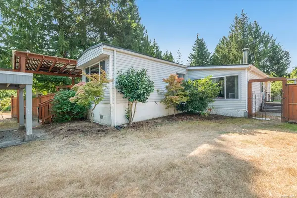 1520 King Rd, Qualicum Beach BC V9K 2A8 - 2 bed, 2 bath in Qualicum Beach