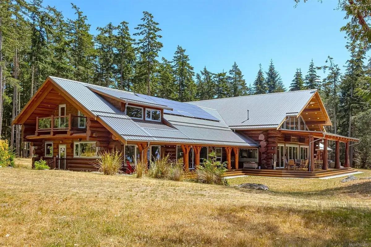 141 Mapleleaf Lane, Sidney Island BC V0N 2G0