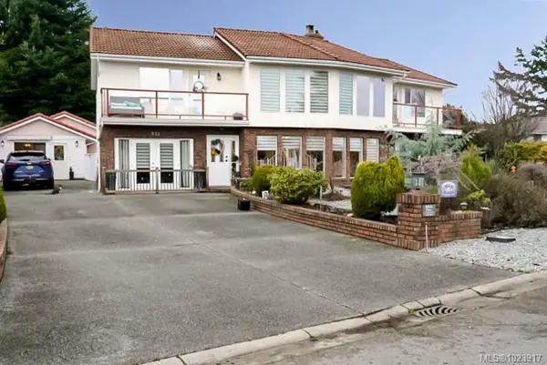 511 Panorama Pl, Parksville BC V9P 1A4