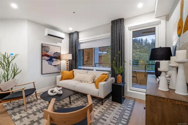 1810 Selenite Pl # 205, Langford BC V9B 7E2