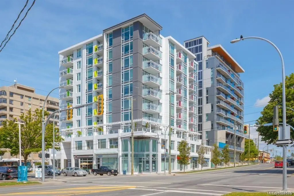 1090 Johnson St # 807, Victoria BC V8V 0B3