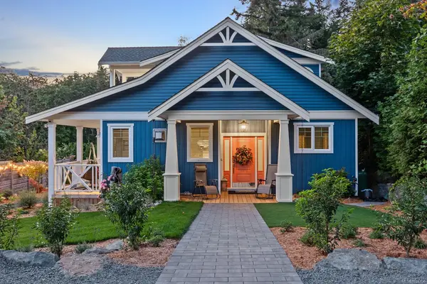 7863 Tozer Rd, Fanny Bay BC V0R 1W0 - 2 bed, 2.0 bath in Fanny Bay