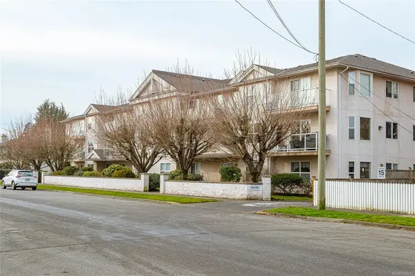 321 McKinstry Rd # 303, Duncan BC V9L 3L4 - 2 bed, 1 bath in Duncan