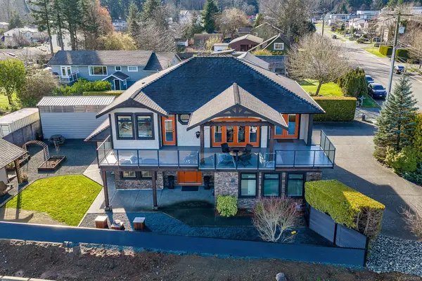 91 Larwood Rd, Campbell River BC V9W 1S3 - 4 bed, 4 bath in Campbell River