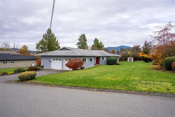 6327 Lansdowne Pl, Duncan BC V9L 5R2 - 3 bed, 3 bath in Duncan
