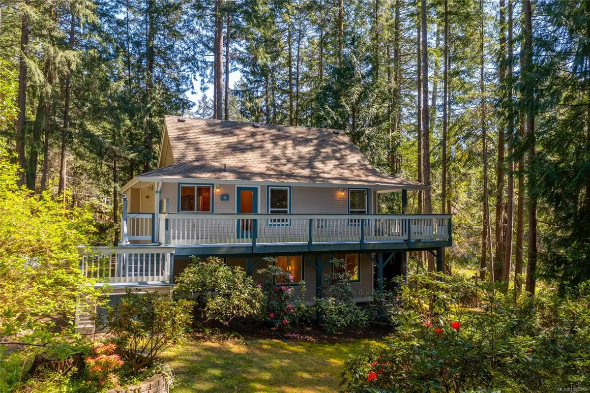 2705 Galley Cres, Pender Island BC V0N 2M2