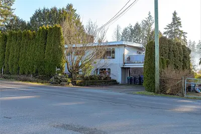 2139 Hemer Rd, Nanaimo BC V9X 1G4