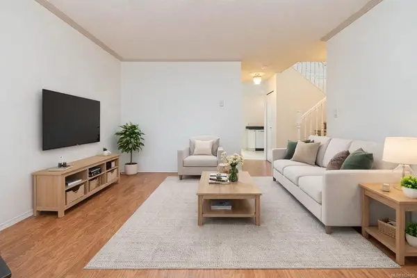 1140 Trans Canada Hwy # 1, Ladysmith BC V9G 1B3 - 3 bed, 2 bath in Ladysmith