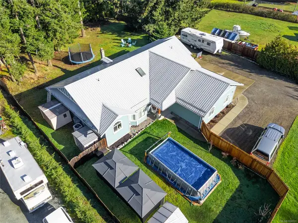 1185 Hutchinson Rd, Cobble Hill BC V8H 0H5 - 3 bed, 3.0 bath in Cobble Hill