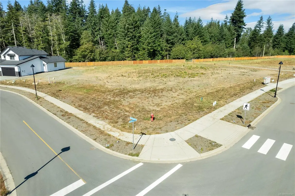 759 Salmonberry St, Campbell River BC V9H 0G1