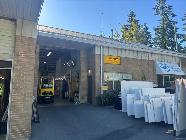 4217 Glanford Ave # U4, Saanich BC V8Z 4B9