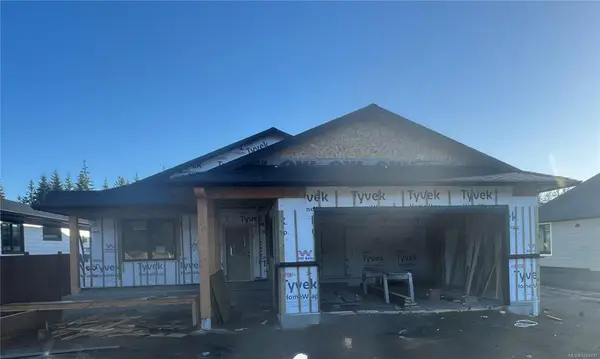 762 Sitka St, Campbell River BC V9H 0G4 - 3 bed, 2 bath in Campbell River