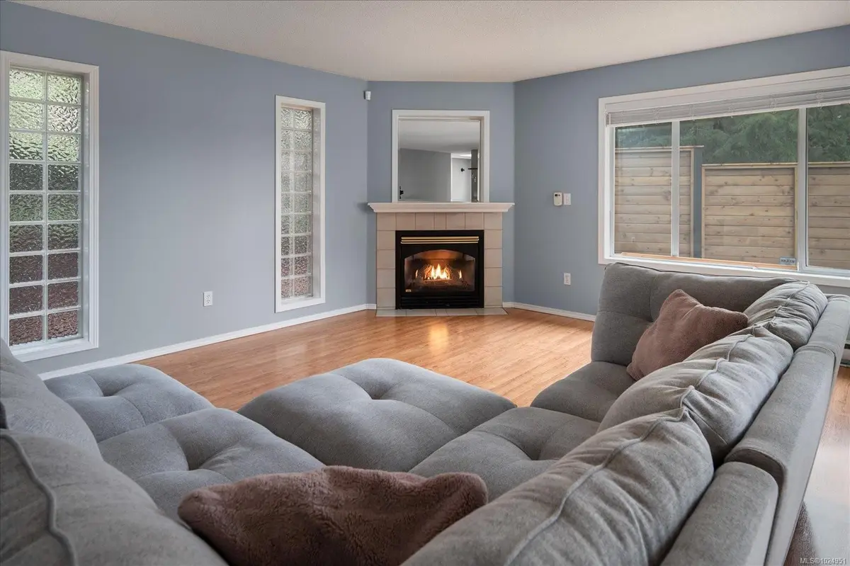 5994 Cedar Grove Dr, Nanaimo BC V9T 6G1
