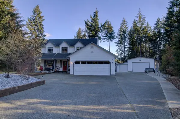 517 Burman Crt, Gold River BC V0P 1G0 - 4 bed, 3 bath in Gold River