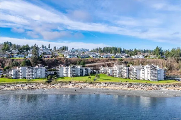 27 Island Hwy S # 3210, Campbell River BC V9W 1A2 - 2 bed, 2 bath in Campbell River