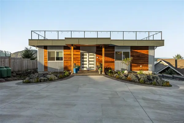 8578 Rumming Rd, Lantzville BC V0R 2H0 - 4 bed, 3 bath in Lantzville