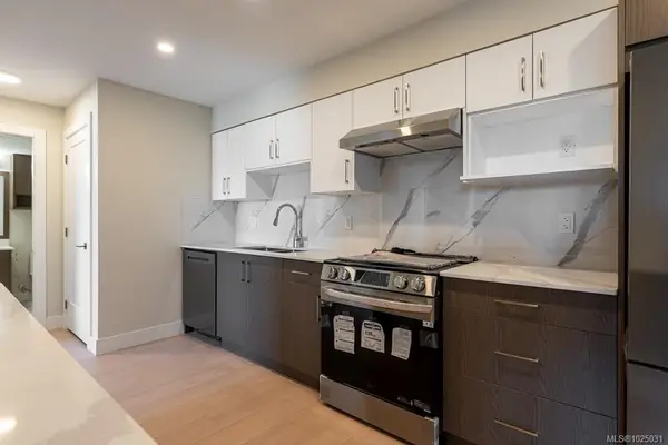 171 Jensen Ave W # 209, Parksville BC V9P 1K3 - 2 bed, 1 bath in Parksville