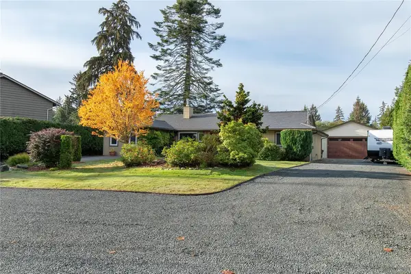 3879 Wavecrest Rd, Campbell River BC V9H 1L1 - 4 bed, 4 bath in Campbell River