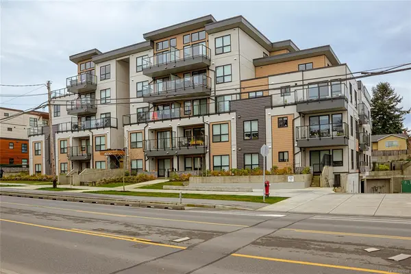 4030 Shelbourne St # 203, Saanich BC V8N 3E4 - 1 bed, 1 bath in Saanich
