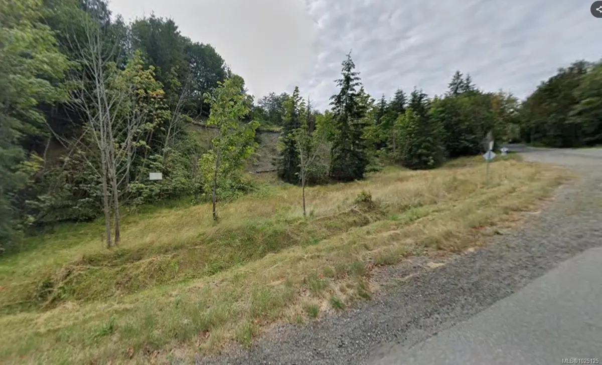 15 Spruce St, Campbell River BC V9W 4E8