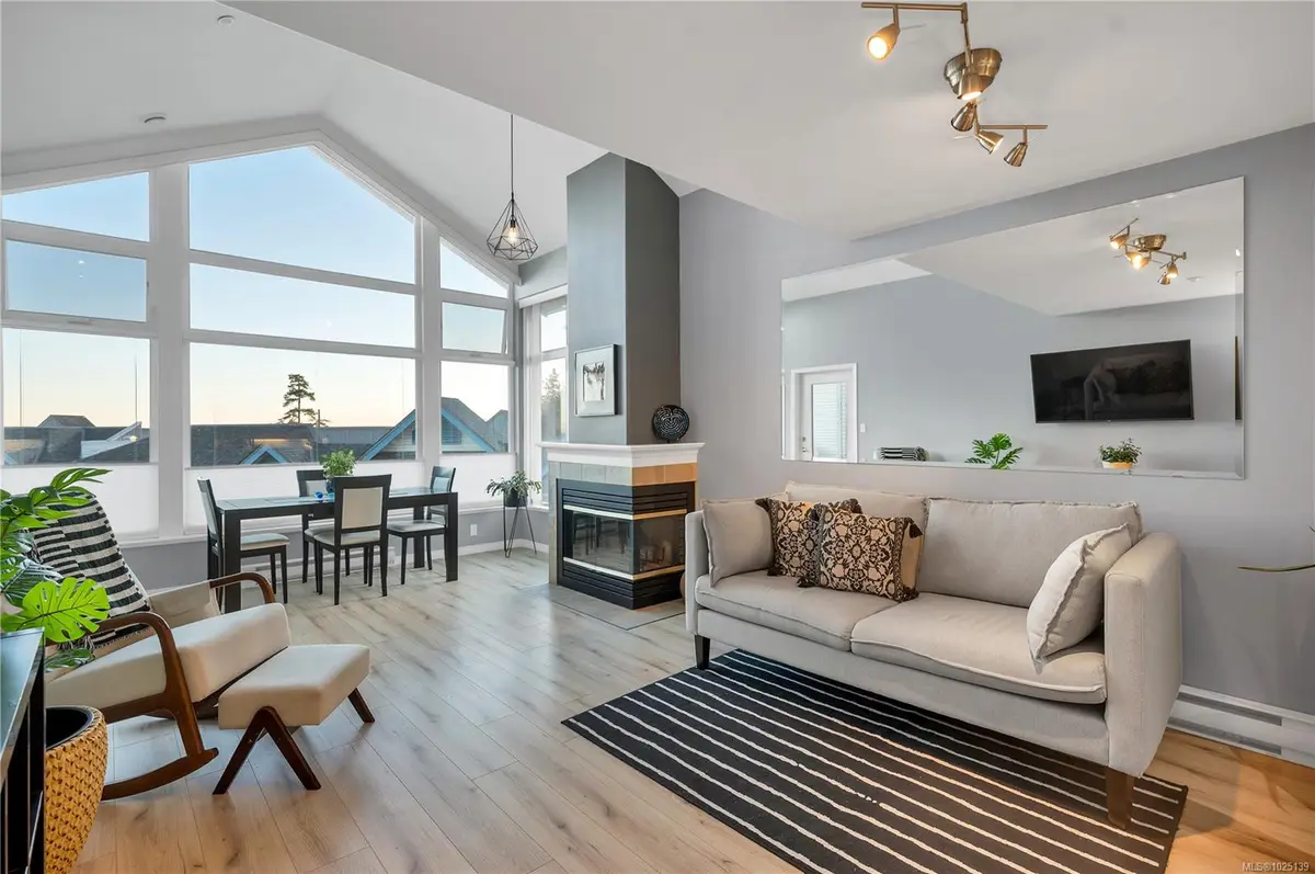 350 Island Hwy S #407, Campbell River BC V9W 1A5