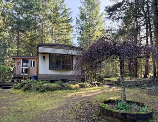 365 King Rd, Gabriola Island BC V0R 1X1 - 3 bed, 1.0 bath in Gabriola Island