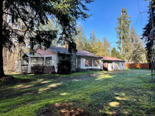 13270 Cedar Rd, Ladysmith BC V9G 1H8 - 2 bed, 1 bath in Ladysmith