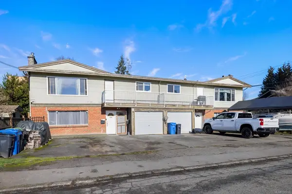 221/223 Third St, Duncan BC V9L 0B3 - 7 bed, 4 bath in Duncan