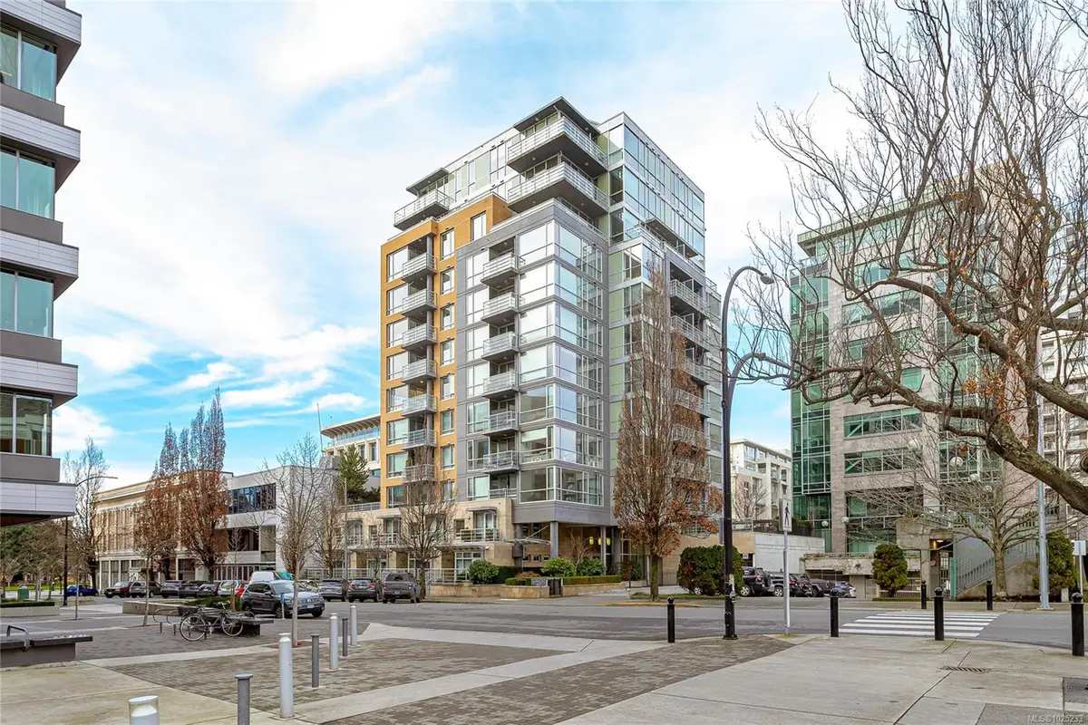 732 Cormorant St # 406, Victoria BC V8W 4A5