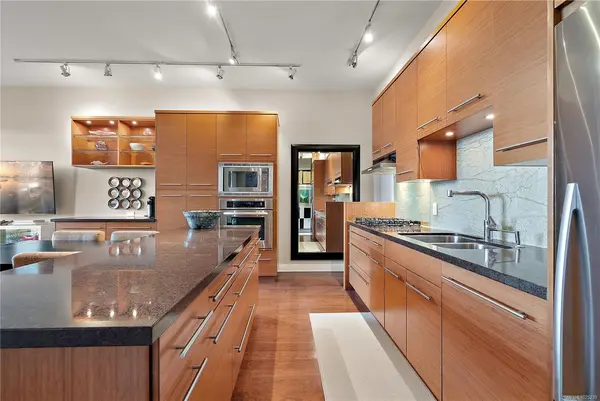 455 Sitkum Rd # 107, Victoria BC V9A 7N9 — Pending Sale in Victoria