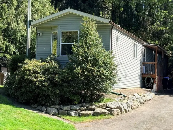822 Miller Rd, Parksville BC V9P 1Z1 - 2 bed, 2 bath in Parksville