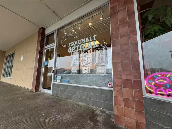1153 Esquimalt Rd # 20, Esquimalt BC V9A 3N7