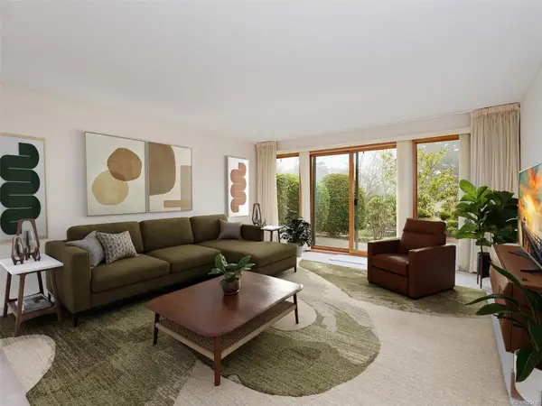 2345 Cedar Hill Cross Rd # 159, Oak Bay BC V8P 5H9 - 3 bed, 2 bath in Oak Bay