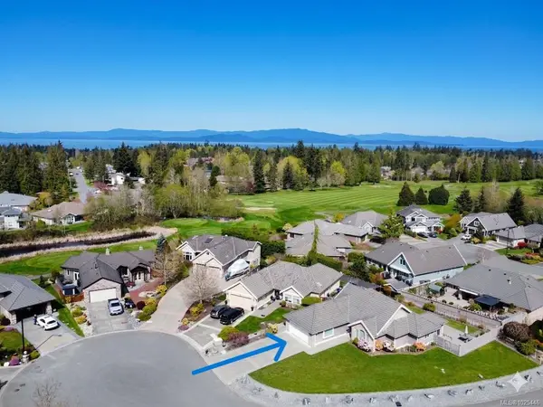 619 Morningstar Dr, Parksville BC V9P 2W2