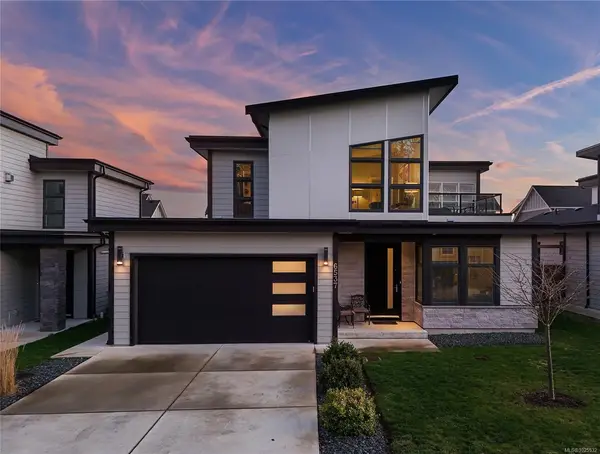 6537 Helgesen Rd, Sooke BC V9Z 0V7 - 4 bed, 3 bath in Sooke