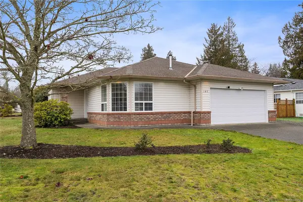 107 Acacia St S, Parksville BC V9P 1H4 - 3 bed, 2 bath in Parksville