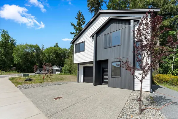 127 Heritage Creek Dr, Lake Cowichan BC V0R 2G0 - 3 bed, 4 bath in Lake Cowichan