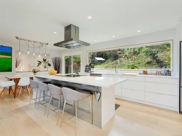 775 Drummond Way, Colwood BC V9C 3R5