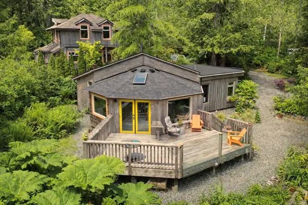 1076 Pacific Rim Hwy, Tofino BC V0R 2Z0