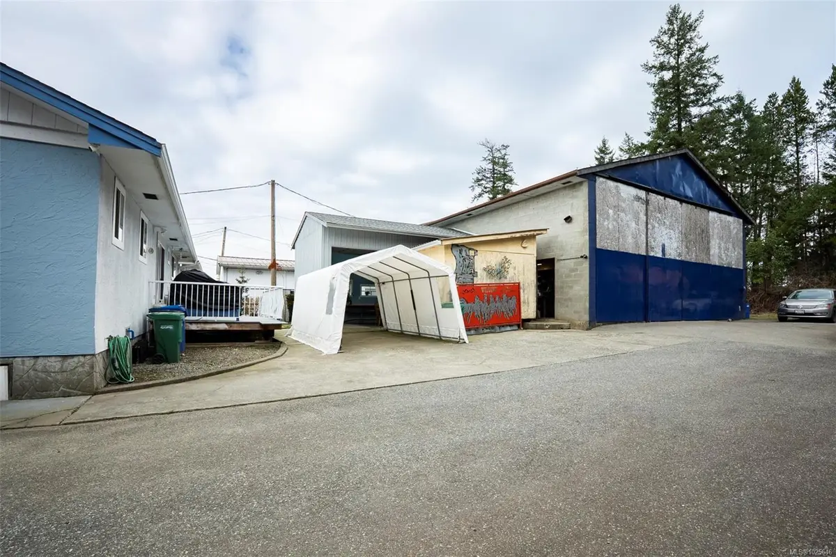 2116 Northfield Rd, Nanaimo BC V9S 3B9
