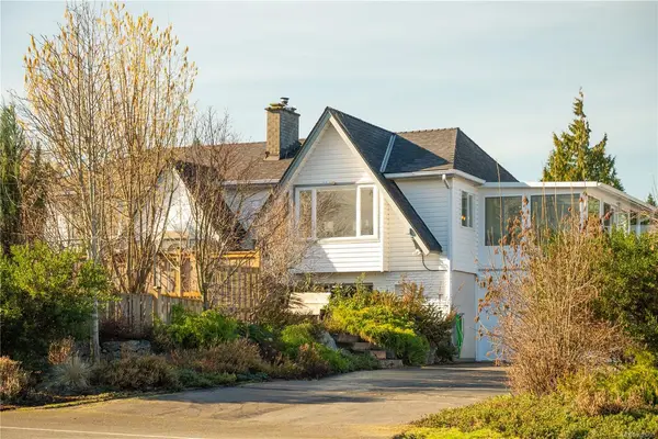 96 Cilaire Dr, Nanaimo BC V9S 3E1 - 4 bed, 2 bath in Nanaimo