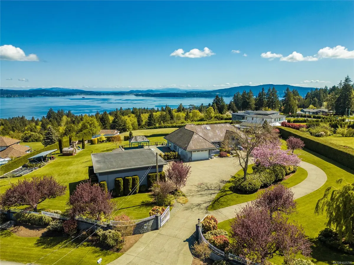 2321 Boulding Rd, Mill Bay BC V0R 2P0
