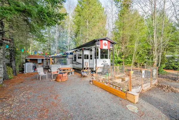 2650 Turnbull Rd # E2, Qualicum Beach BC V9R 2R2 - 1 bed, 1 bath in Qualicum Beach
