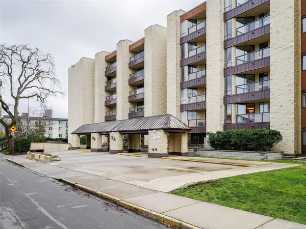 1745 Leighton Rd # 213, Victoria BC V8R 6R6 - 2 bed, 2 bath in Victoria