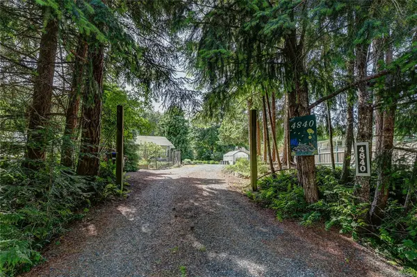 4840 Blue Heron Dr, Bowser BC V0R 1G0 - 4 bed, 3.0 bath in Bowser